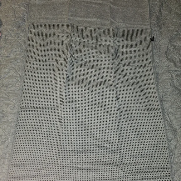 Drishti Brands NEW Evil Eye 72" Anti-Slip Yoga Towel - Picture 3 of 4